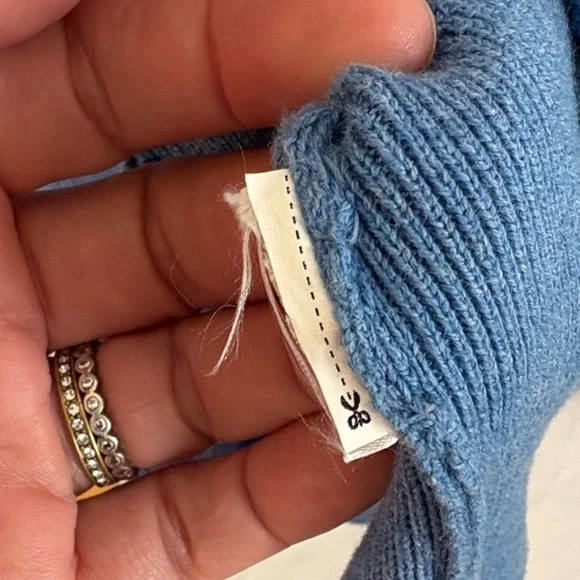 Organic Cotton Blue V-Neck Sweater - Picture 3 of 7